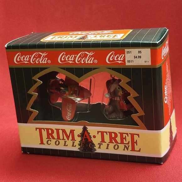 Coca Cola Trim A Tree Collection Elf Flying Airplane Dog Carrying Coke Bottles - Picture 6 of 11